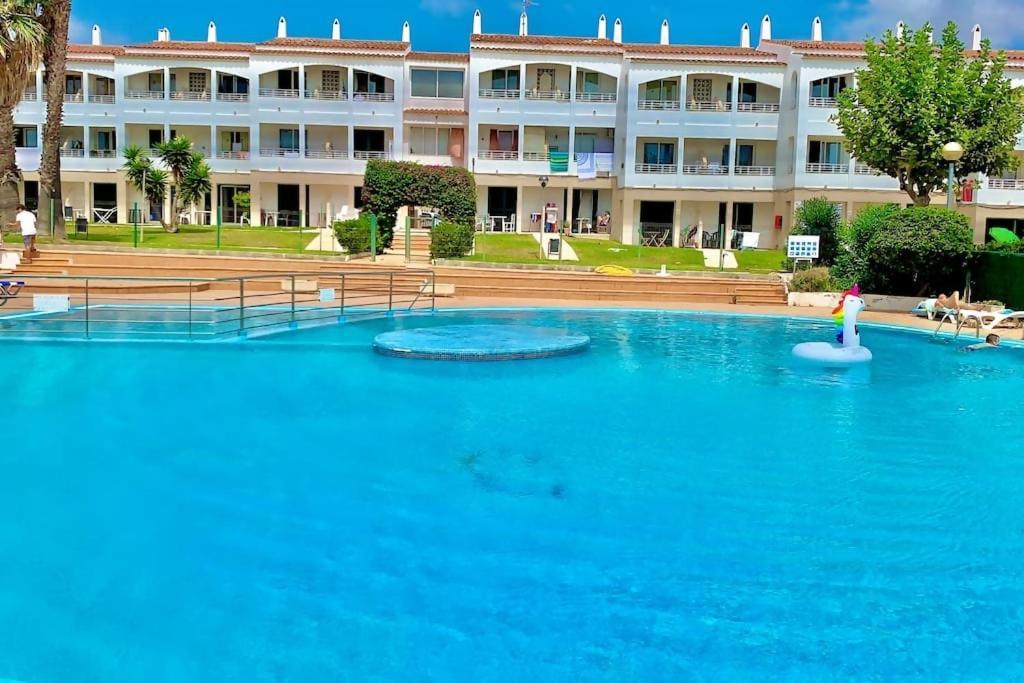 Algaiarens Apto Con Piscina Y Junto A La Playa カラ・エン・ブラネス エクステリア 写真