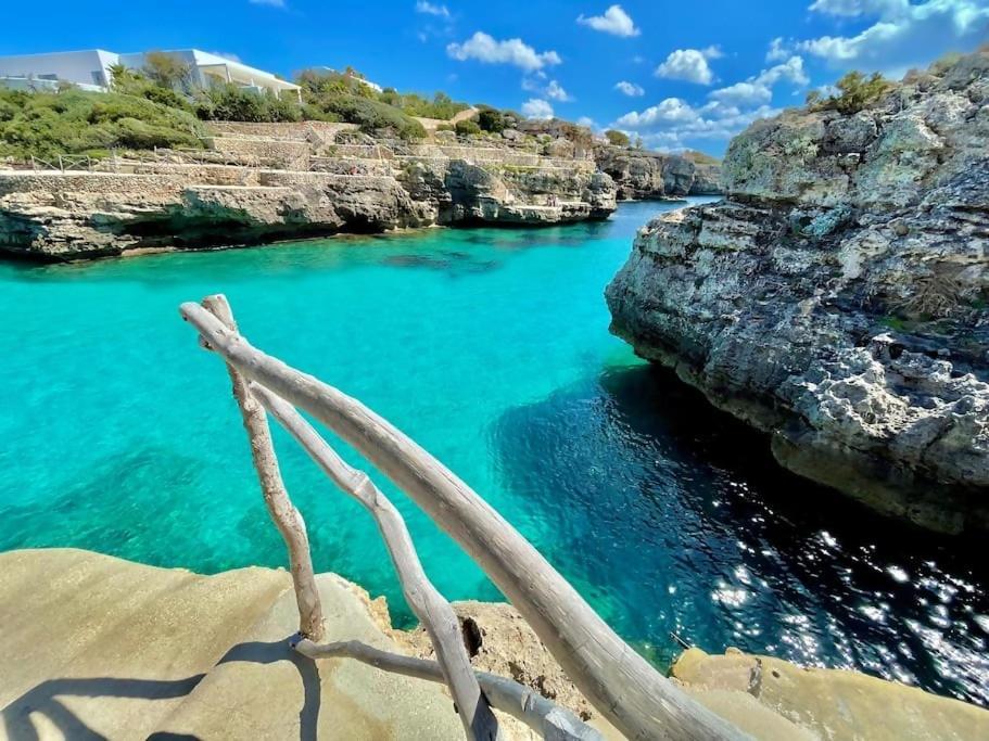 Algaiarens Apto Con Piscina Y Junto A La Playa カラ・エン・ブラネス エクステリア 写真